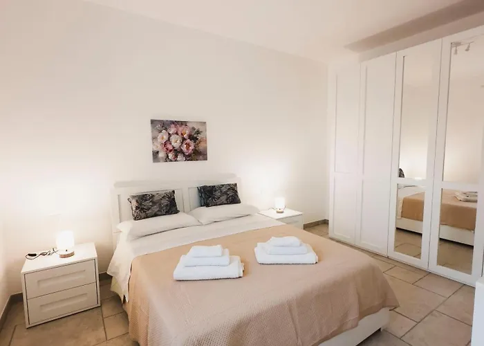 Apartment Da Memela Trulli E Lamie Per Vacanze Da Sogno In Puglia